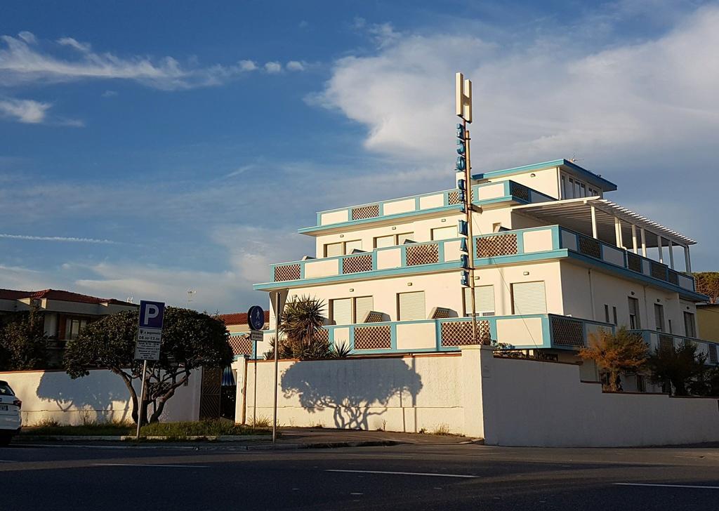Hotel Eco Del Mare Marina di Massa Luaran gambar
