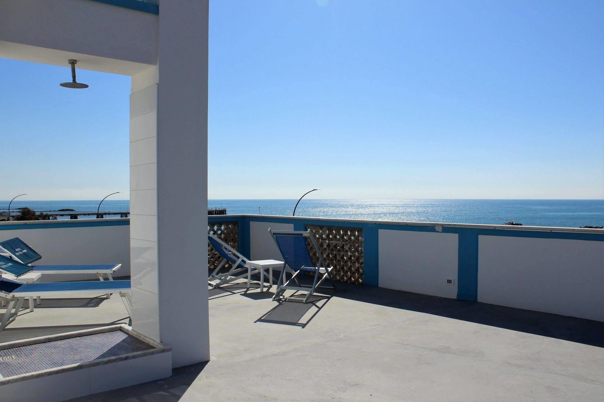 Hotel Eco Del Mare Marina di Massa Luaran gambar
