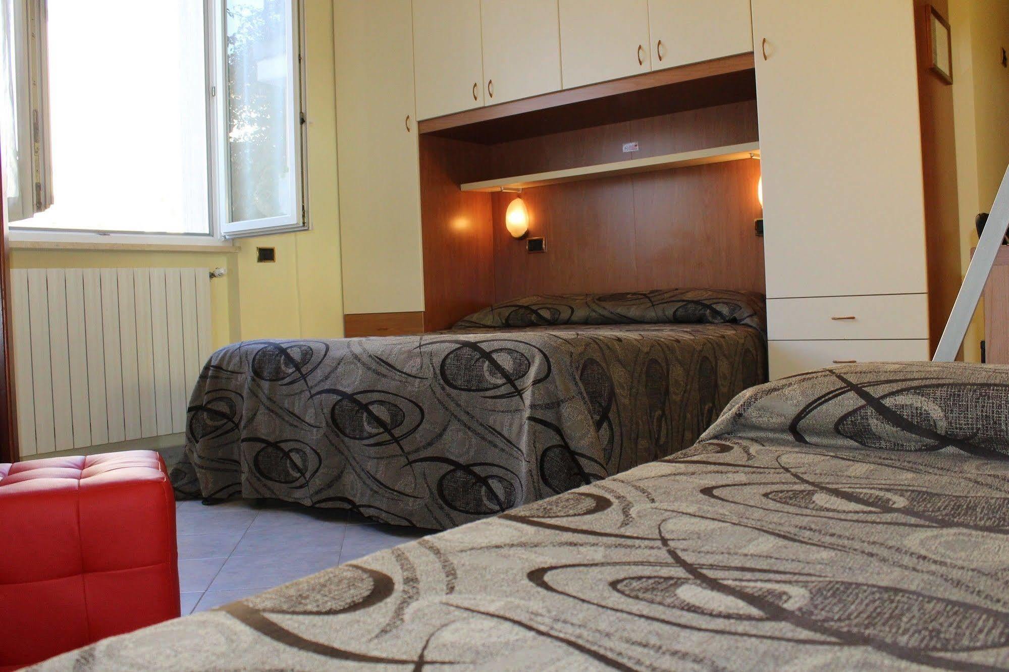 Hotel Eco Del Mare Marina di Massa Luaran gambar